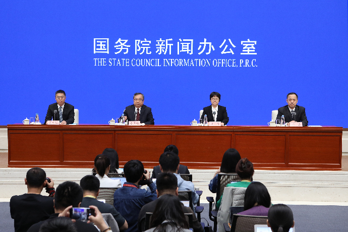 回放 | 国新办举行经济数据例行新闻发布会 介绍2025年一季度工业和信息化发展情况
